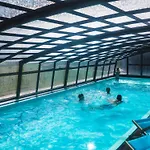 Hébergement de vacances With Communal Pool By Interhome