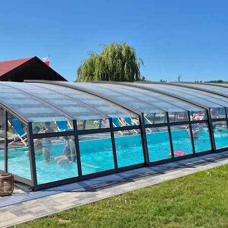 度假居 With Communal Pool By Interhome 鲁斯诺沃