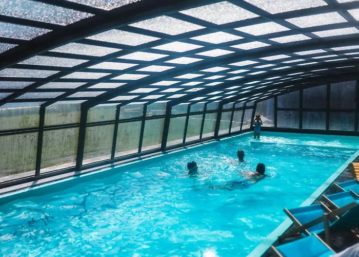 Σπίτι διακοπών Holiday Home With Communal Pool By Interhome